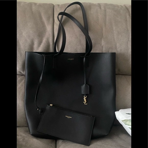 Saint Laurent Handbags - ** BRAND NEW CONDITION** Saint Laurent Black Leather North-South Shoulder Tote